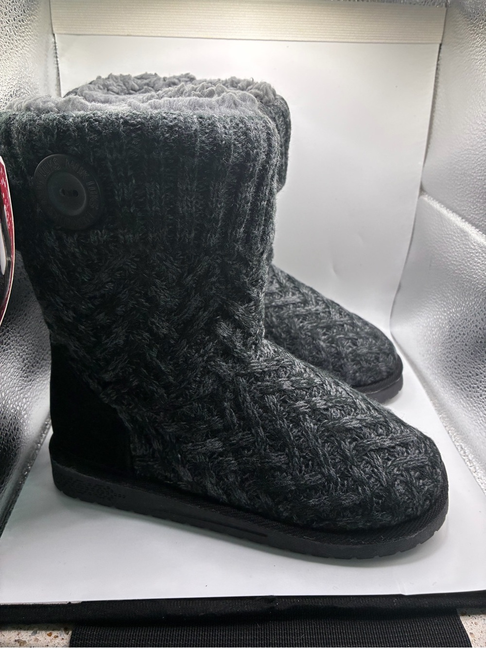 Muk Luks Essentials Oxford Sweater Knit Boots NWT Women’s 6 Cozy Winter Slippers
